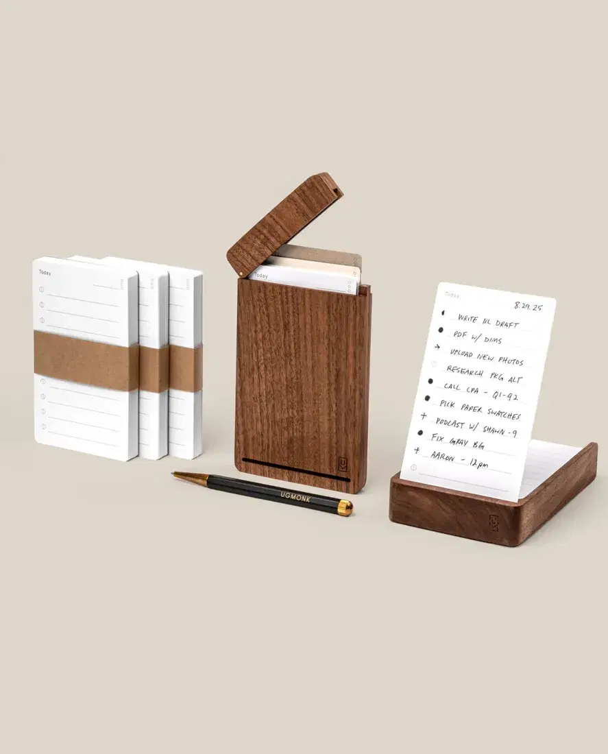 An Ugmonk Analog bundle laid out to show the holder, cards and accessories.